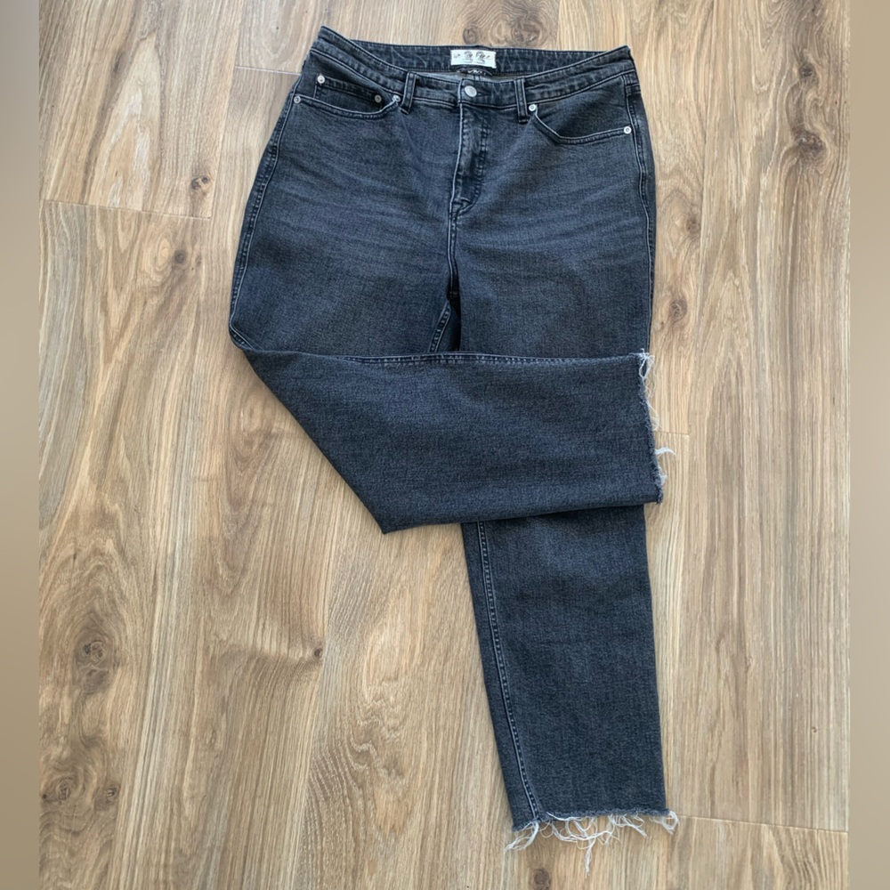 We The Free Free People Women's 33 Crvy High Rise Vintage Straight Raw Hem Curvy